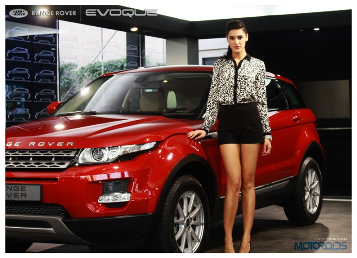 Evoque, Nargis Fakhri, Range Rover Evoque India (5)