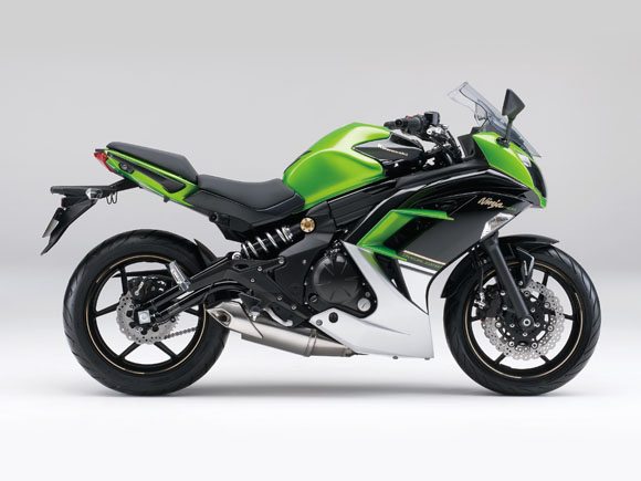 Unveiled: 2014 Kawasaki Ninja 400 | Motoroids
