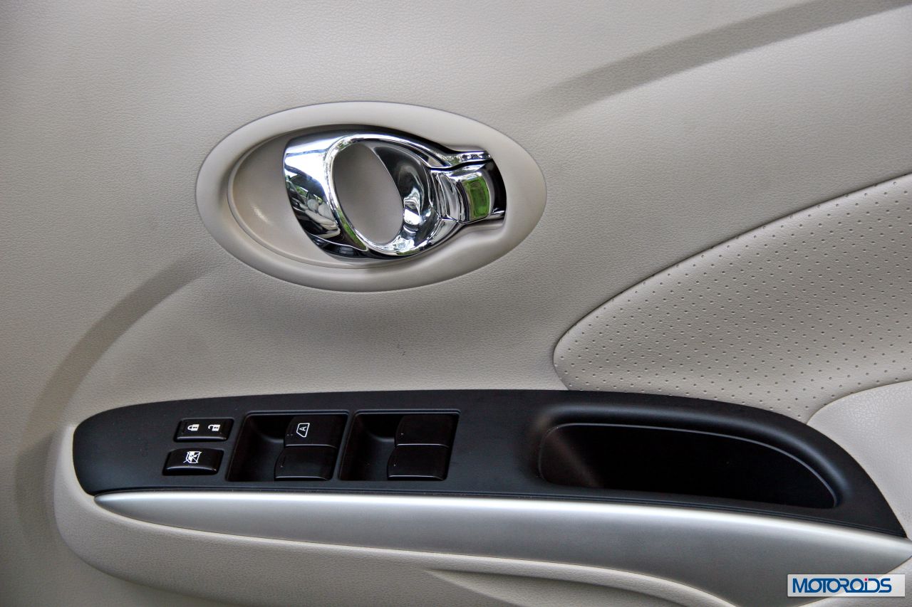 New nissan sunny interior #3