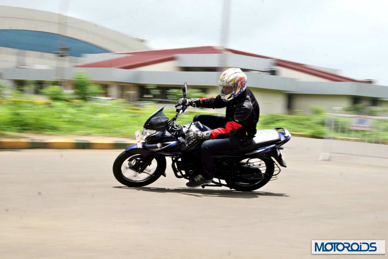 2014-Bajaj-Discover-150-F-9.jpg