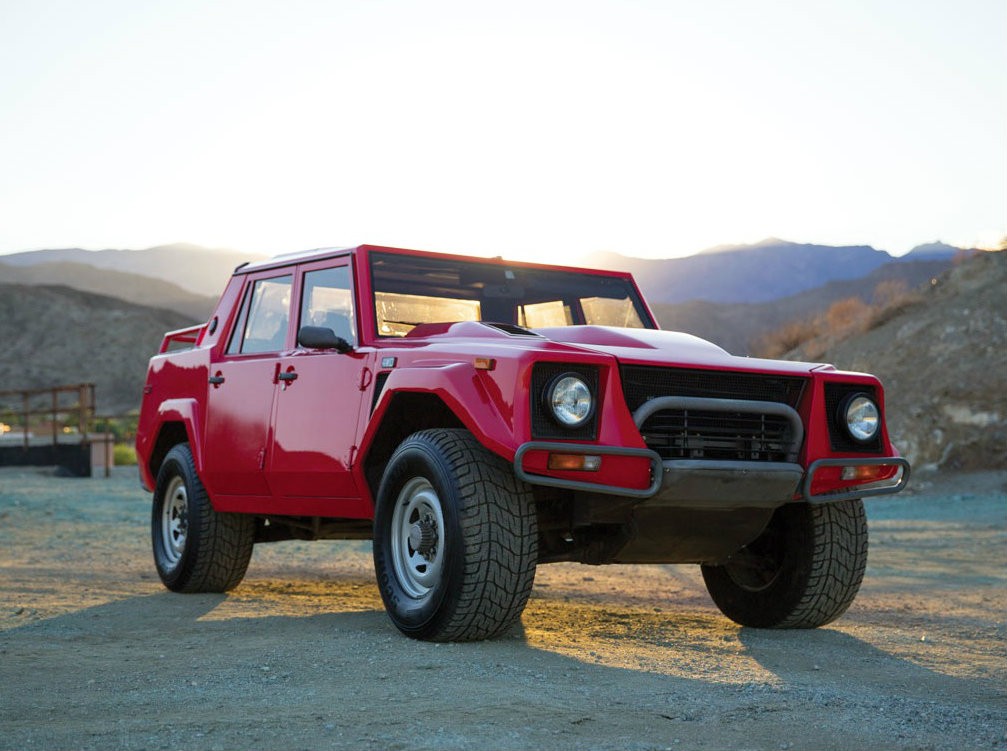Rare 1989 Lamborghini LM002 SUV to be auctioned next month ...