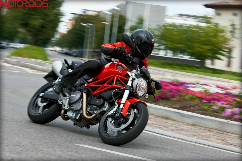 Ducati monster 795 specs deals