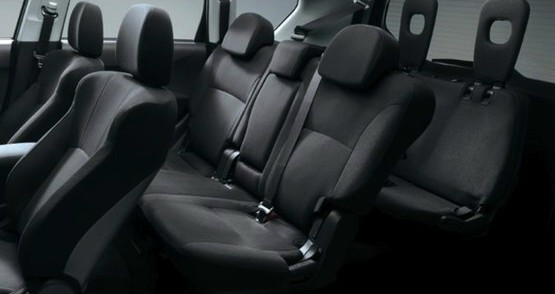 Mitsubishi Outlander 7 seater