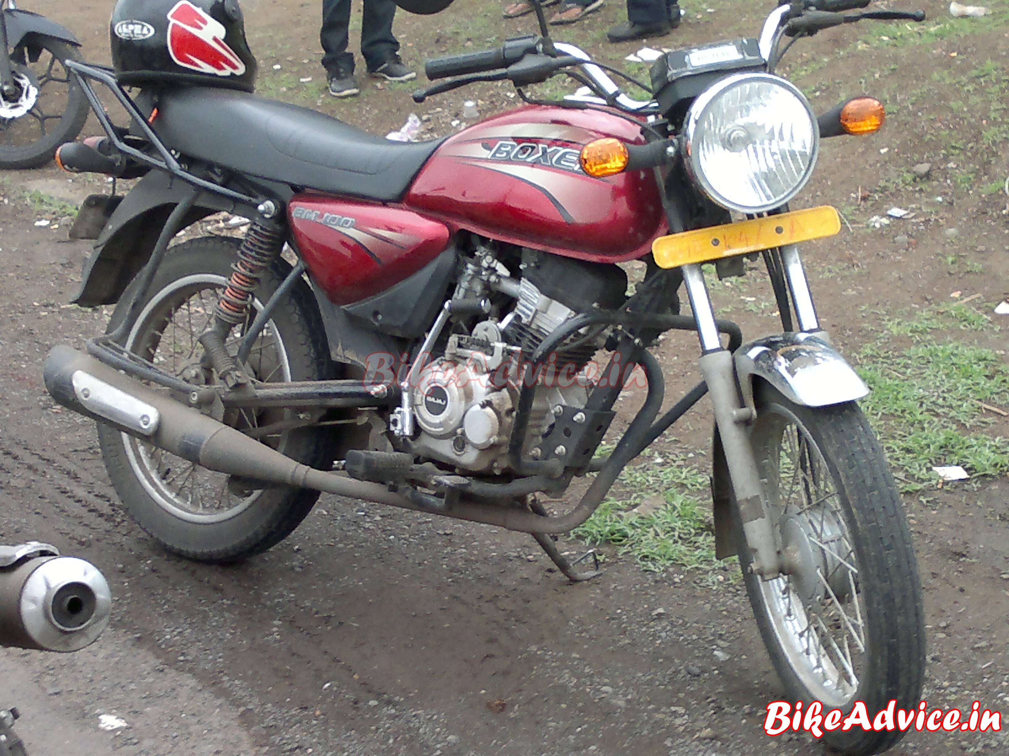 SPIED Bajaj Boxer BM100 Motoroids