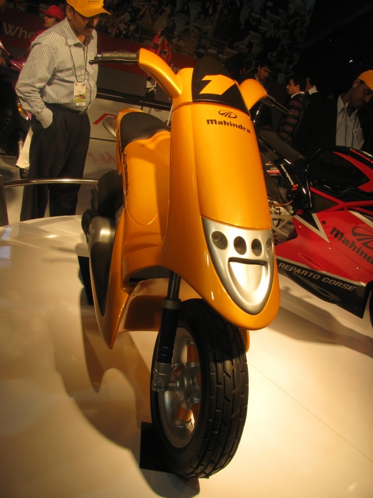 Mahindra concept scooter