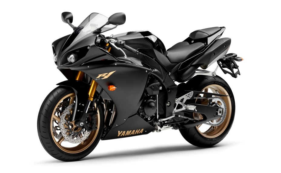 Yamaha R1 BKACK