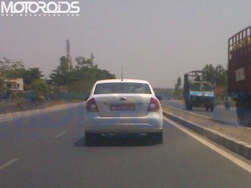 Volkswagen Polo sedan for India caught testing - www.motoroids.com