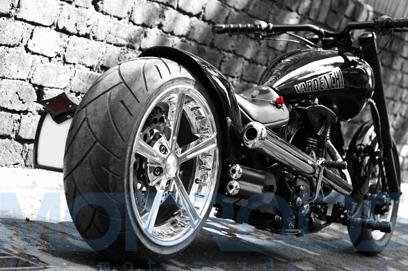 vardenchi, custom chopper, india, modified bullet, motoroids,