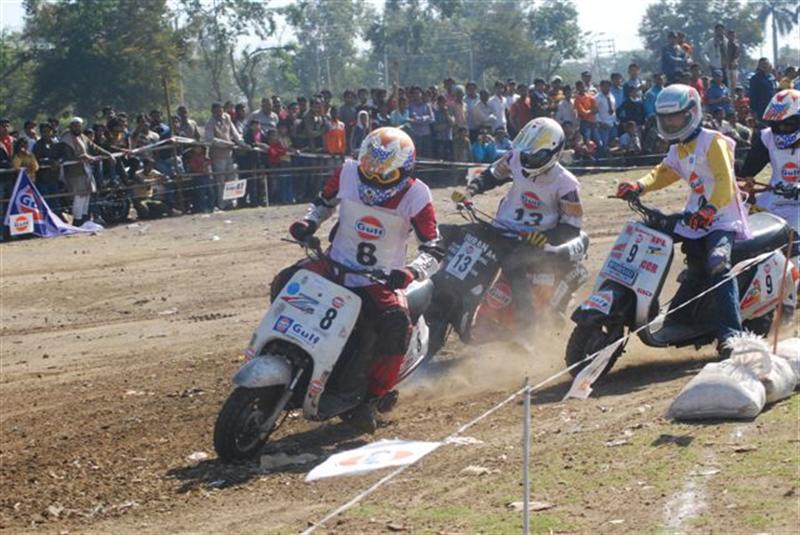 Gulf Cup Dirt Track Racing Bhopal - www.motoroids.com