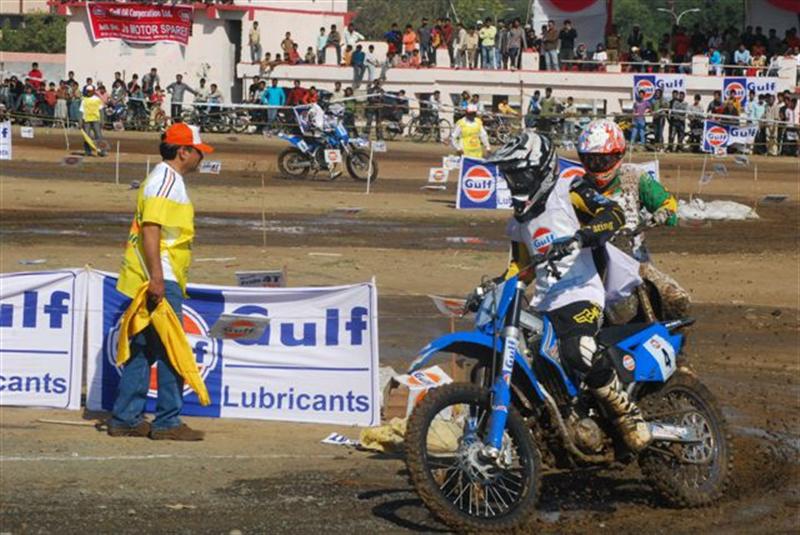 Gulf Cup Dirt Track Racing Bhopal - www.motoroids.com