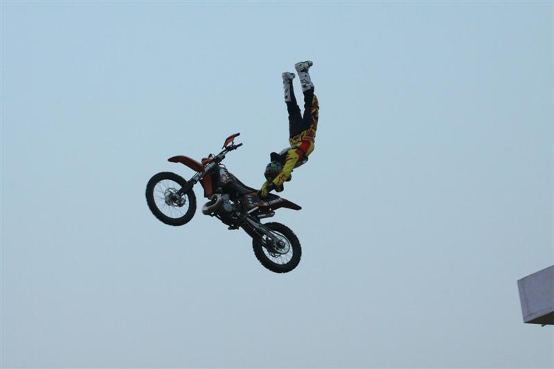 stunt - www.motoroids.com
