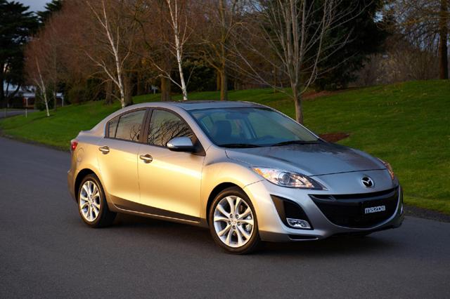 mazda 3 - www.motoroids.com