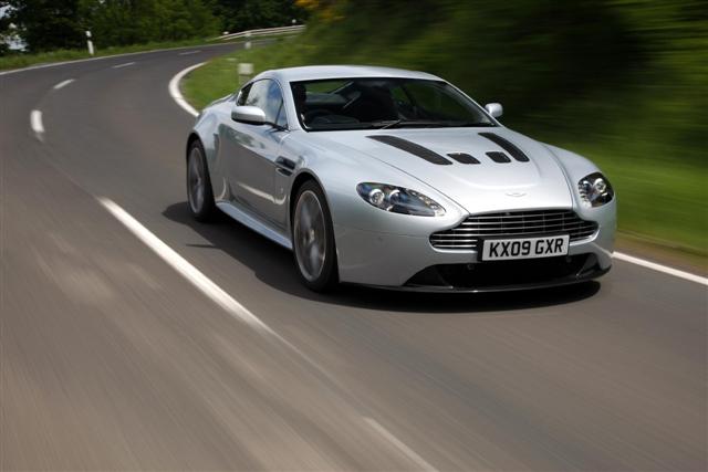 aston martin v12 vantage