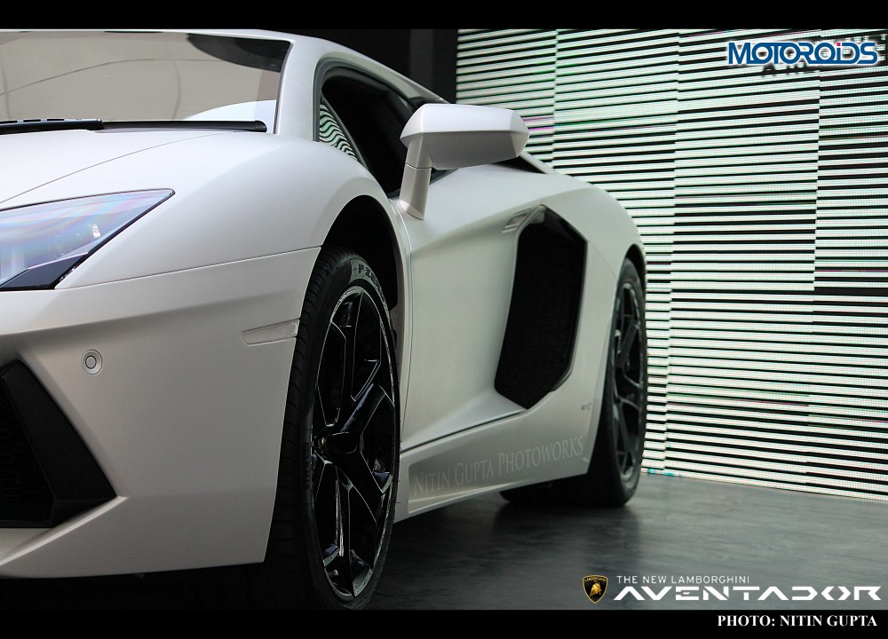 Lamborghini Aventador India (5)