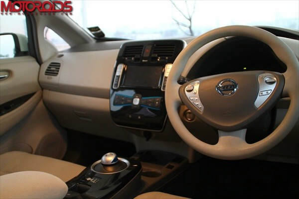 Nissan Leaf, Leaf interiors, Nissan Leaf exteriors (8)