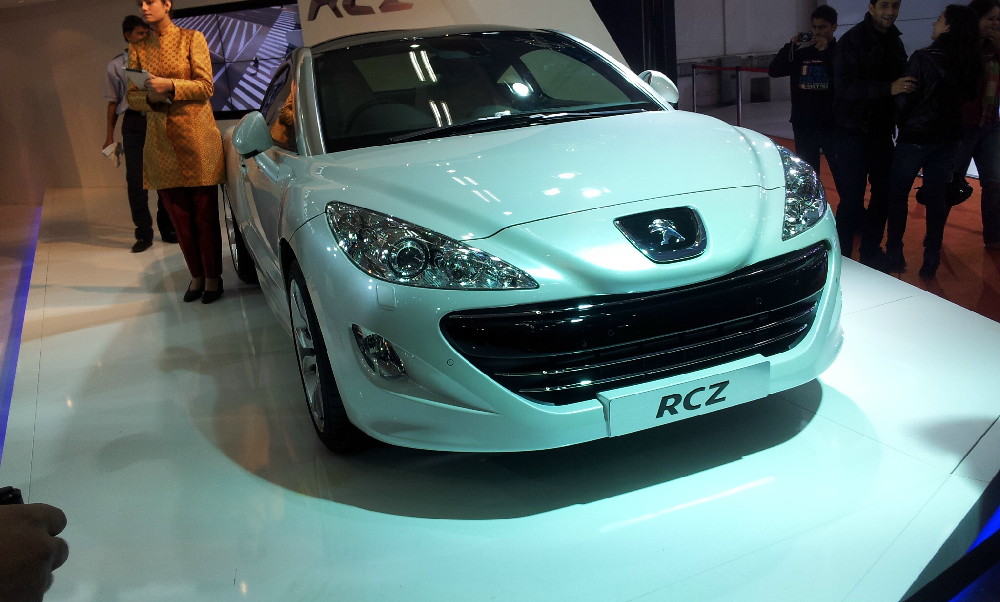 Peugeot at 2012 Auto Expo (12)