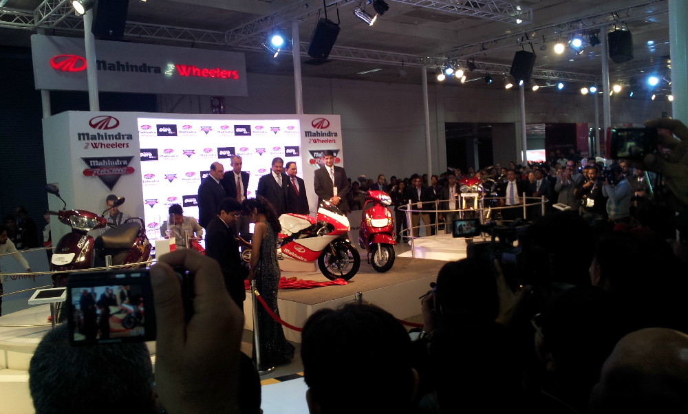 Mahindra Two Wheelers Auto Expo 2012 (9)