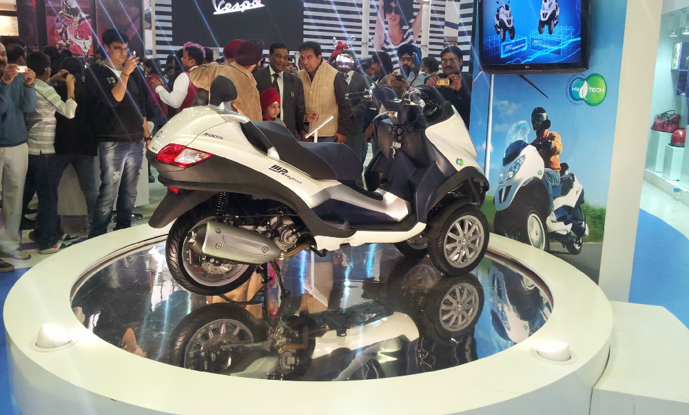 Piaggio at Auto Expo 2012 (10)