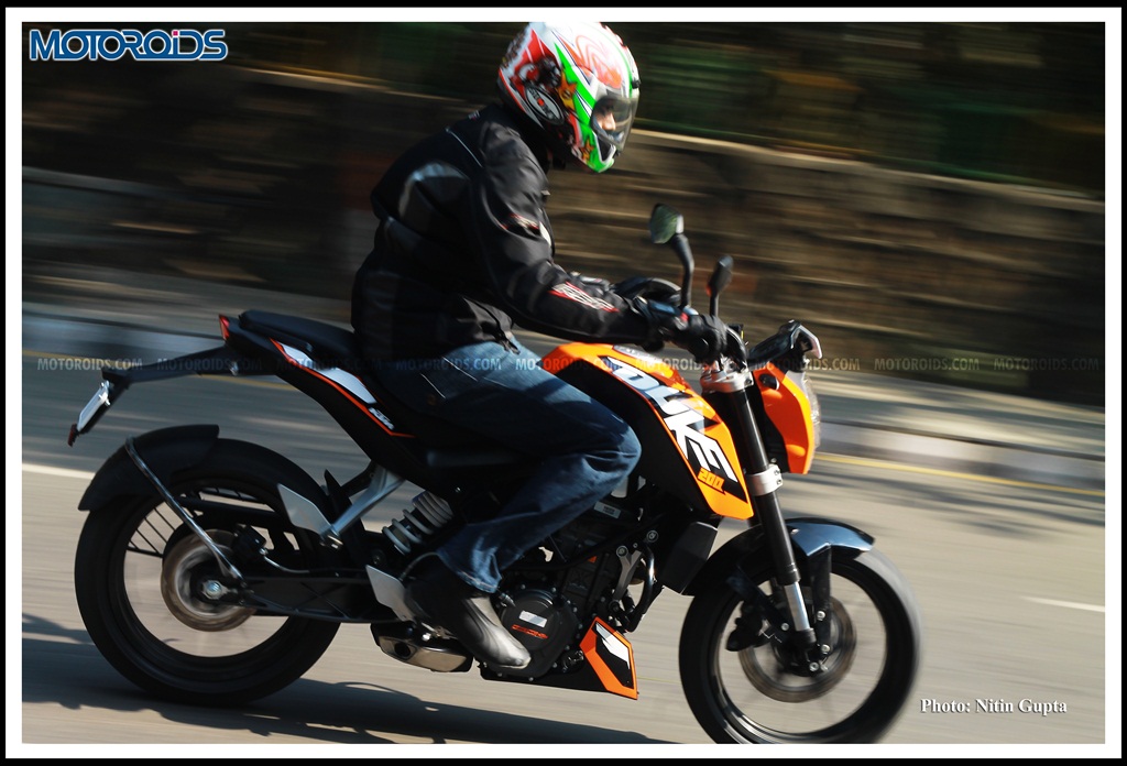 KTM 200 Duke (9)