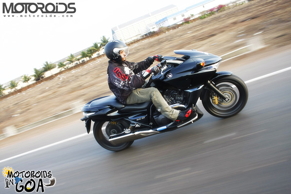 2010 Honda DN-01 side tracking