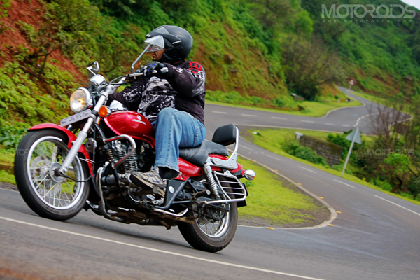 2011 Bajaj Avenger 220 Review Roadtest Page 3 Handling Around Corners Road Test Review of the 2011 Bajaj Avenger 220 by Rohit Paradkar for Motoroids.com. Photography by Eshan Shetty.