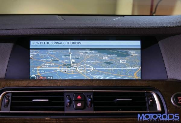 rp_BMW-i-Drive-Satellite-Navigation.jpg