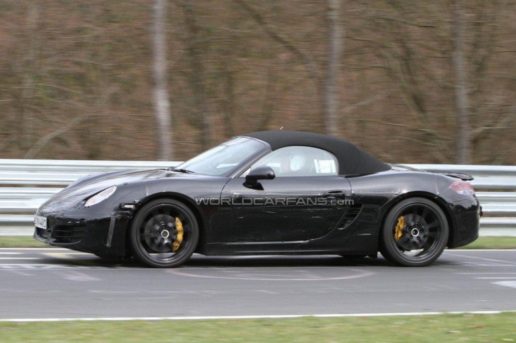 Spy images of the new 2012 Porsche Boxster speculated to run on a 2.5 lit 4 cylinder engine producing 360bhp of power