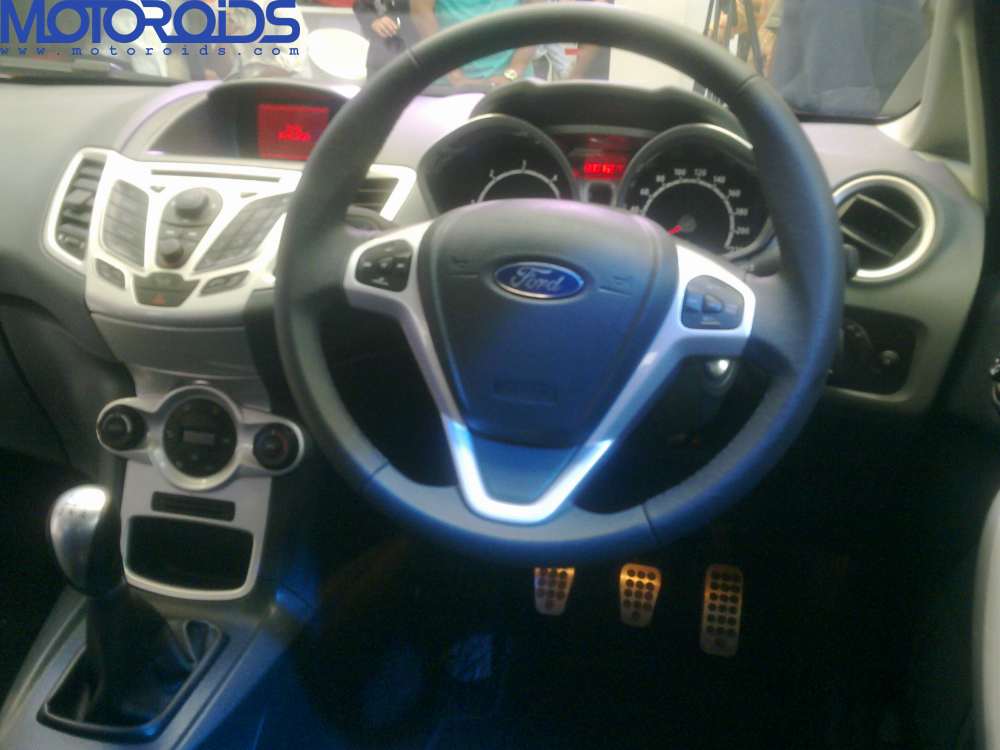 New Ford Fiesta India details, specs and features (14) New Ford Fiesta India details, specs and features (14)