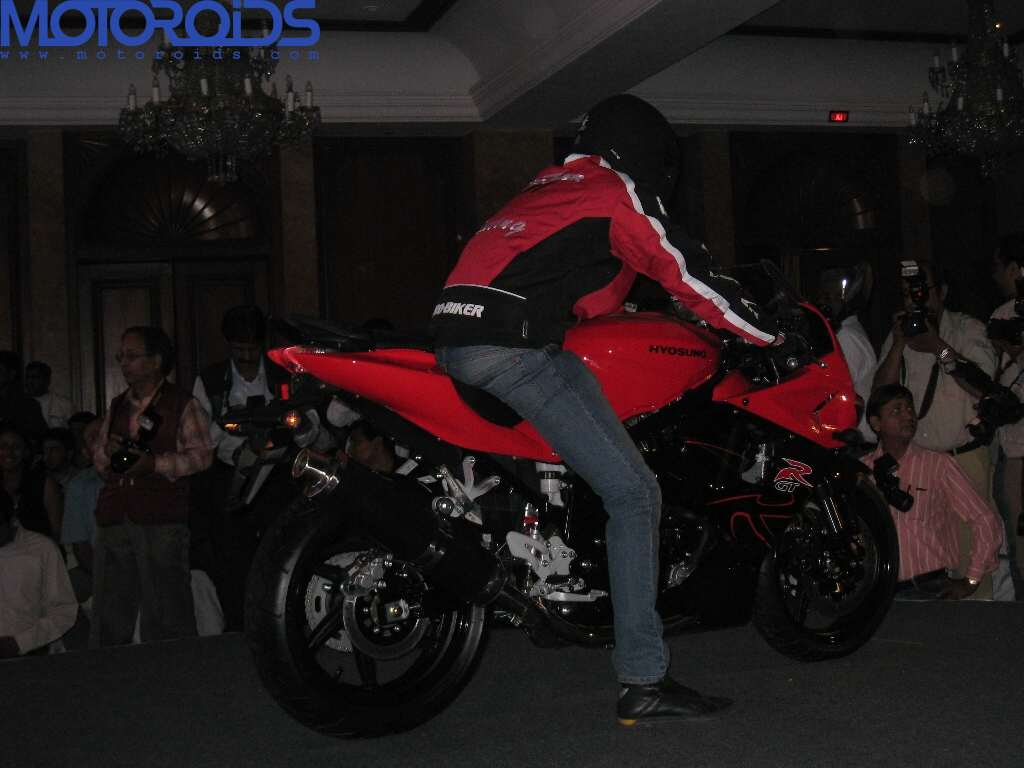 Hyosung ST7 and GT650R India launch (5)