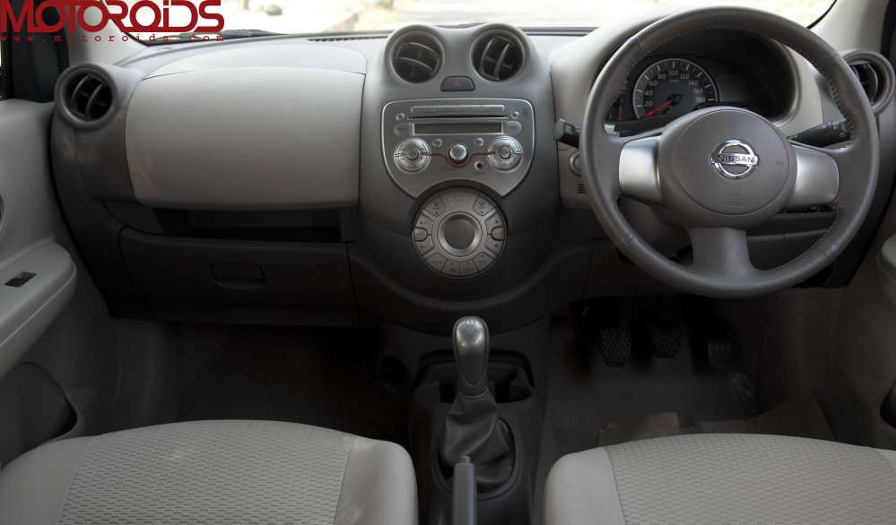 Micra diesel interior