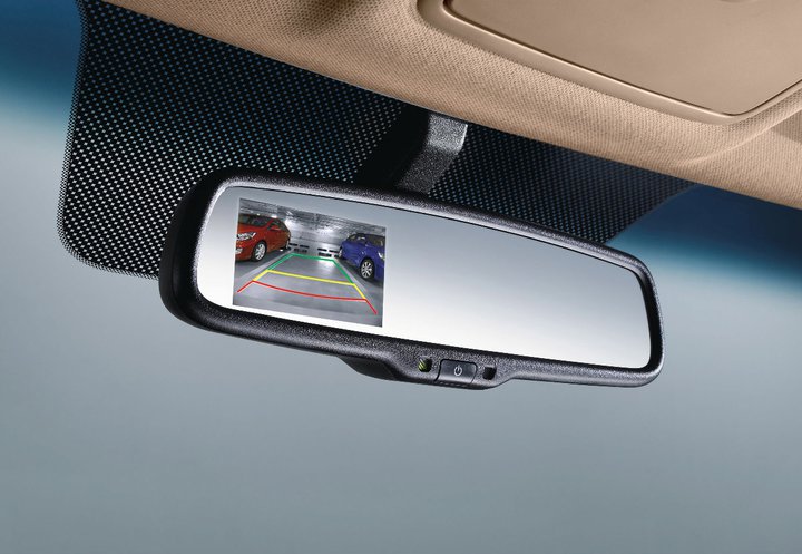 Hyundai India Releases 2011 Interiors Snaps