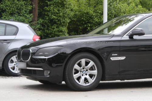 BMW 2012 7 series facelift spied