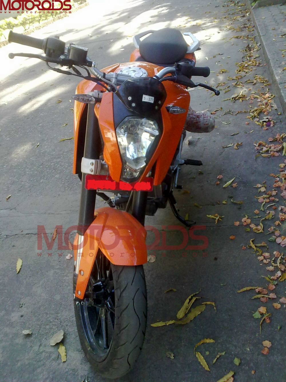 KTM Bajaj Duke 200