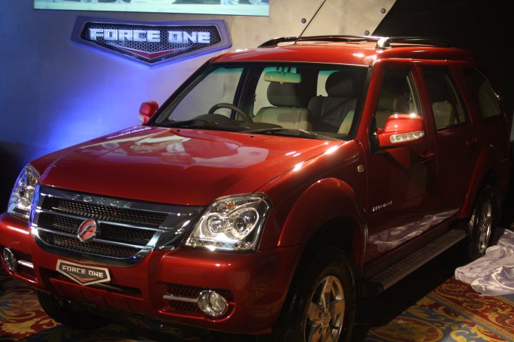 Force One SUV