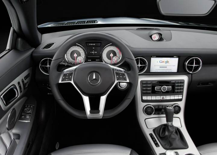 Mercedes-Benz SLK Class interior