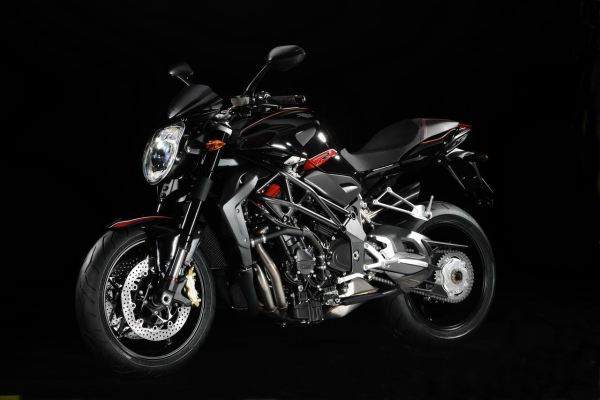 MV Agusta Brutale R 1090 (6)