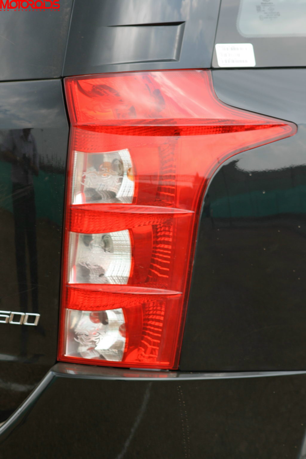 Mahindra XUV500 (85)