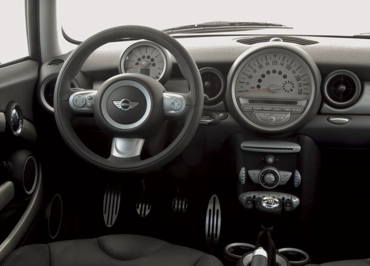 Mini Cooper Dash