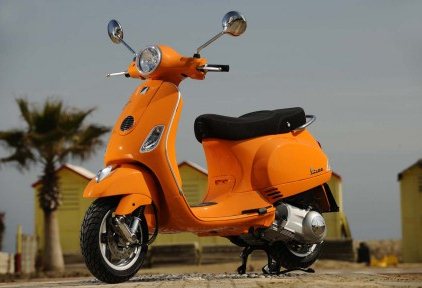 piaggio-vespa-lx-125-scooterjpg Piaggio Vespa LX125 - www.motoroids.com