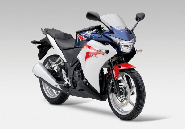 rp_2011-Honda-CBR250R.jpg