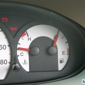 Mahindra Quanto fuel gauge