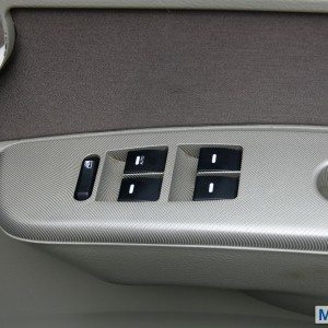 Mahindra Quanto window switches