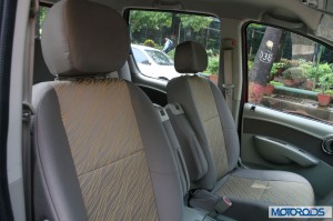 Mahindra Quanto fronyt armrest