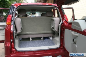 Mahindra Quanto jump seats