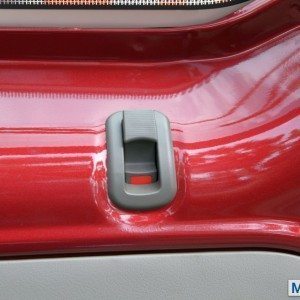 Mahindra Quanto window lock