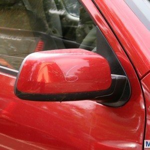 Mahindra Quanto mirrors