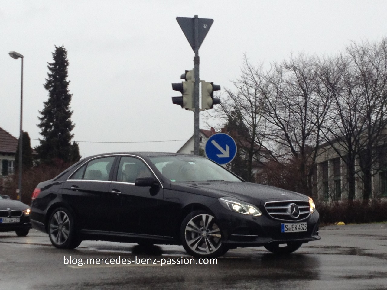 2013-Mercedes-E-Class-faceift-launch-1