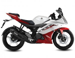 2013-Yamaha-R15-Version-2.0-3