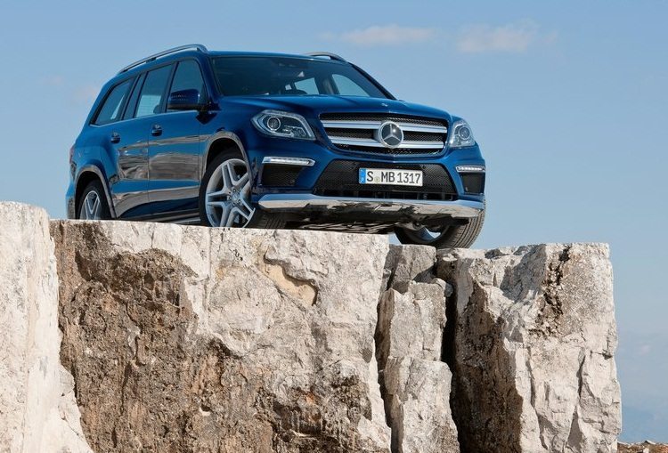 2013_Mercedes-Benz-GL-Class