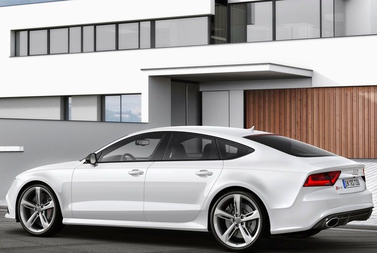 2014-Audi-RS7_Sportback_3